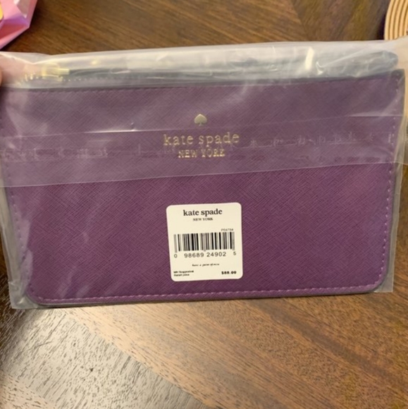 Kate Spade - Picture 2 of 2